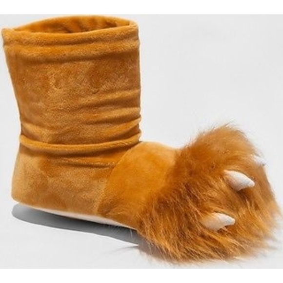 Xhilaration Shoes - Women's Lion Slipper Boots Xhilaration Shoes - Women's Lion Slipper Boots